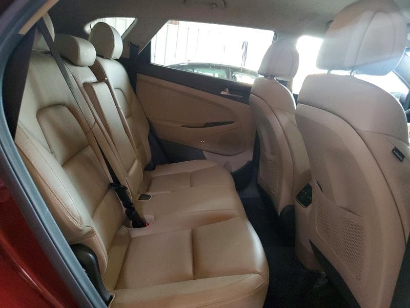2017 HYUNDAI TUCSON SE PLUS 11