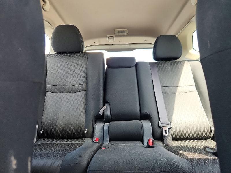 2017 NISSAN ROGUE S 10