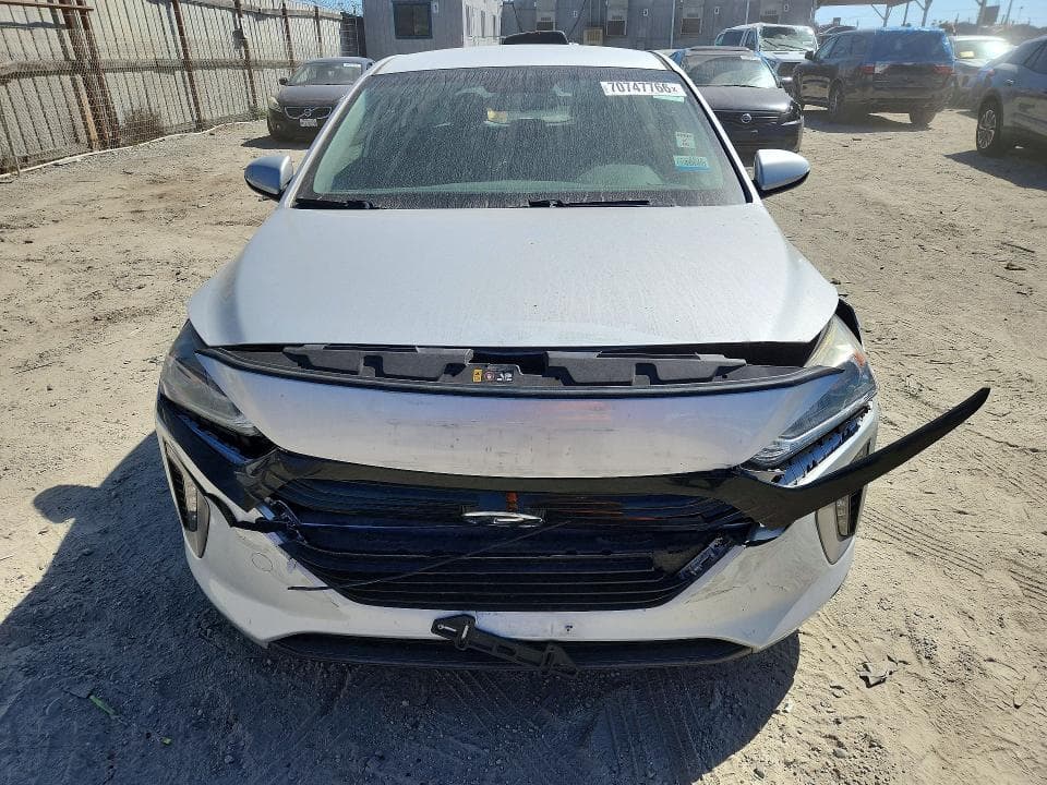 2017 HYUNDAI IONIQ SEL 5