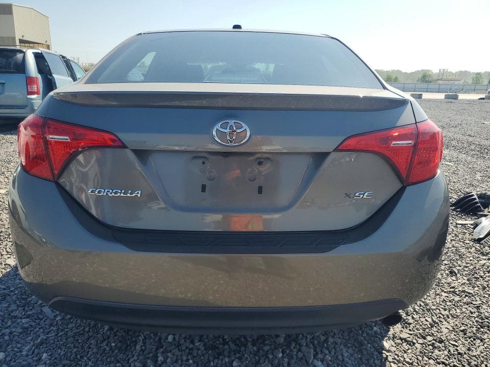 2017 TOYOTA COROLLA XSE 6