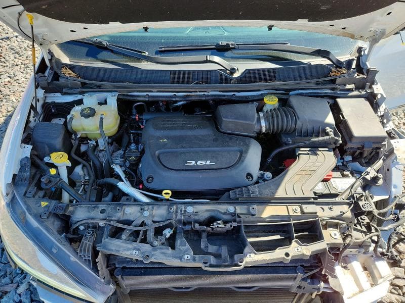 2018 CHRYSLER PACIFICA LIMITED 12