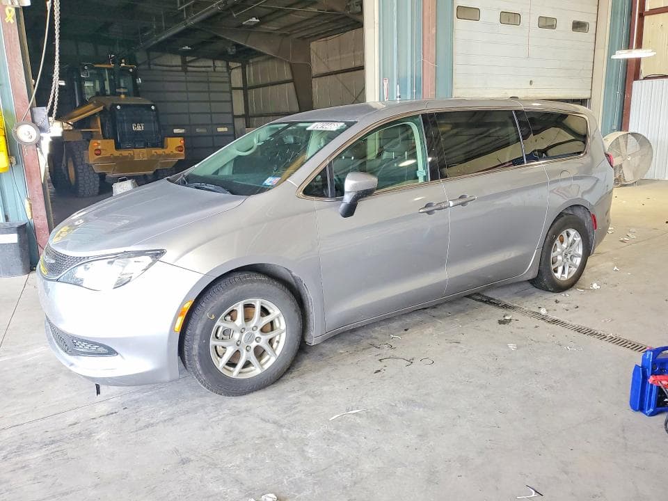 2021 CHRYSLER VOYAGER LX