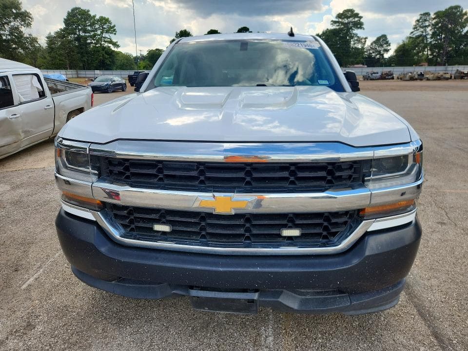 2017 CHEVROLET SILVERADO C1500 5