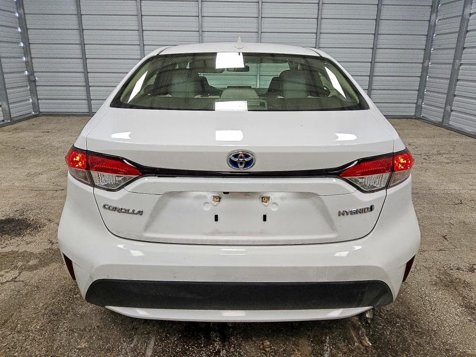 2020 TOYOTA COROLLA LE 6