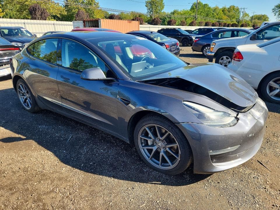 2022 TESLA MODEL 3 4
