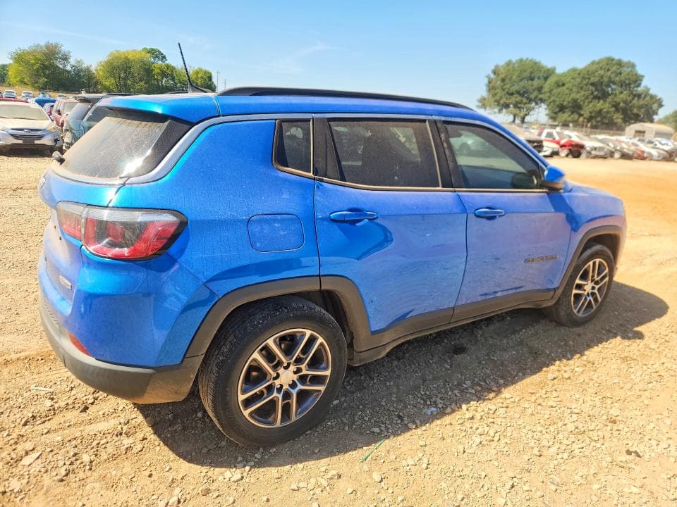 2017 JEEP COMPASS LATITUDE 3