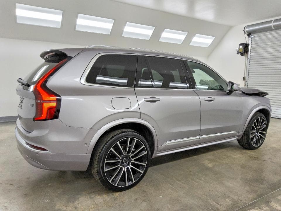 2026 VOLVO XC90 PLUS 3