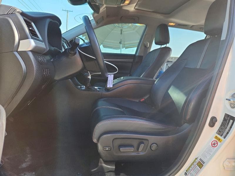 2019 TOYOTA HIGHLANDER SE 7