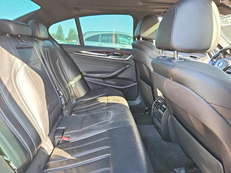 2018 BMW 530XE 10