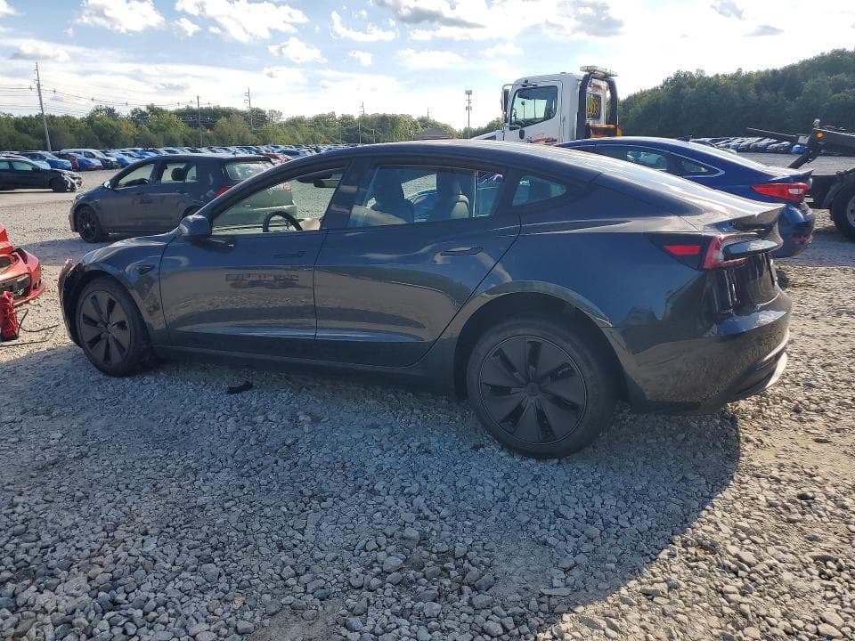 2026 TESLA MODEL 3 2