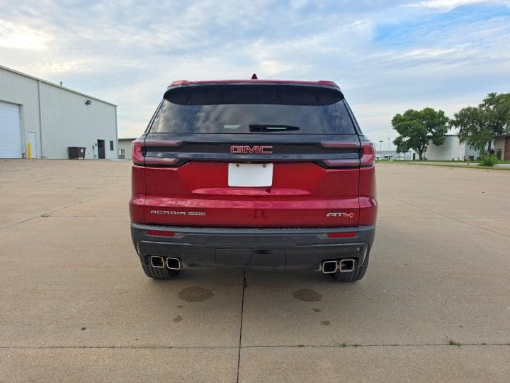 2025 GMC ACADIA AT4 13
