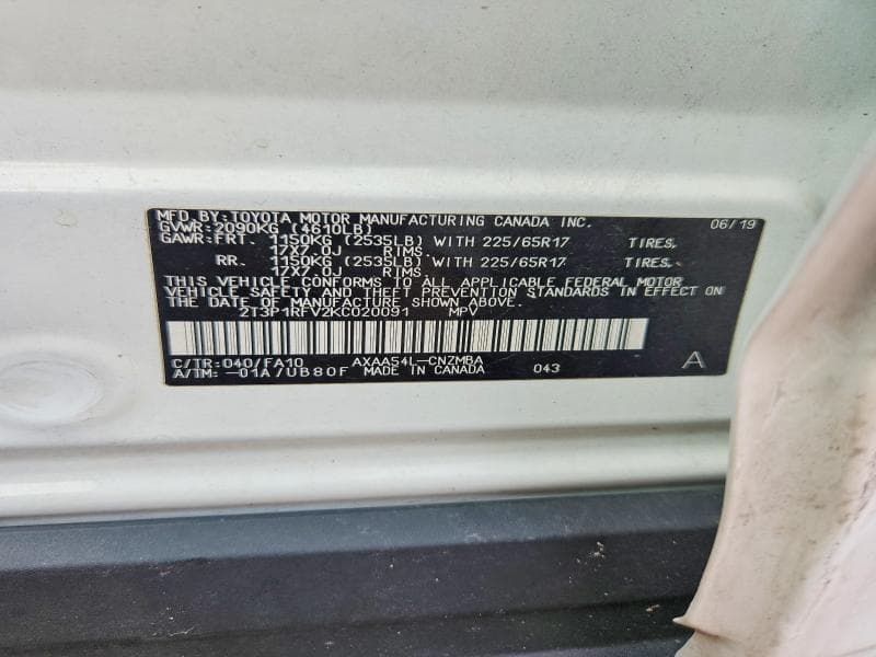 2019 TOYOTA RAV4 XLE 12
