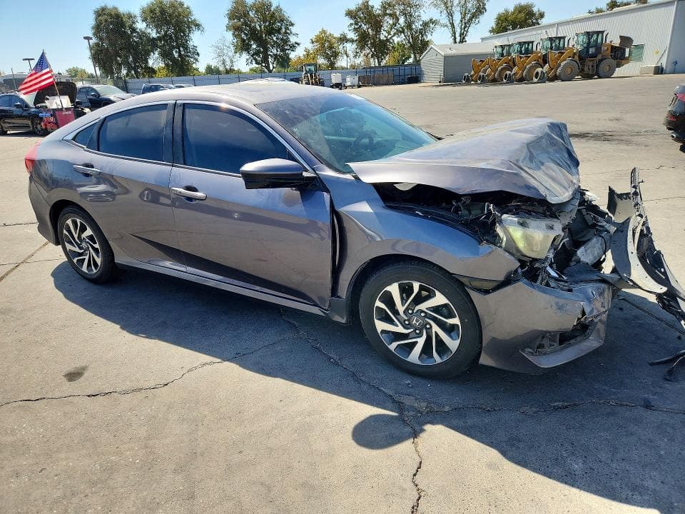 2017 HONDA CIVIC EX 4