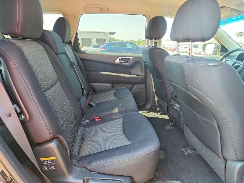 2017 NISSAN PATHFINDER SV 11