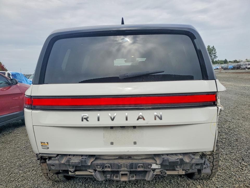 2023 RIVIAN R1S ADVENTURE 6