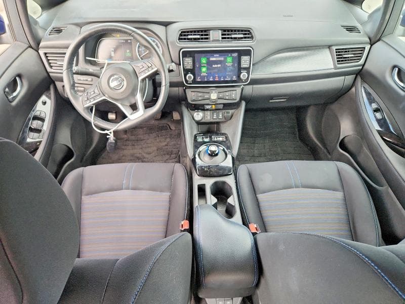 2022 NISSAN LEAF SV 8
