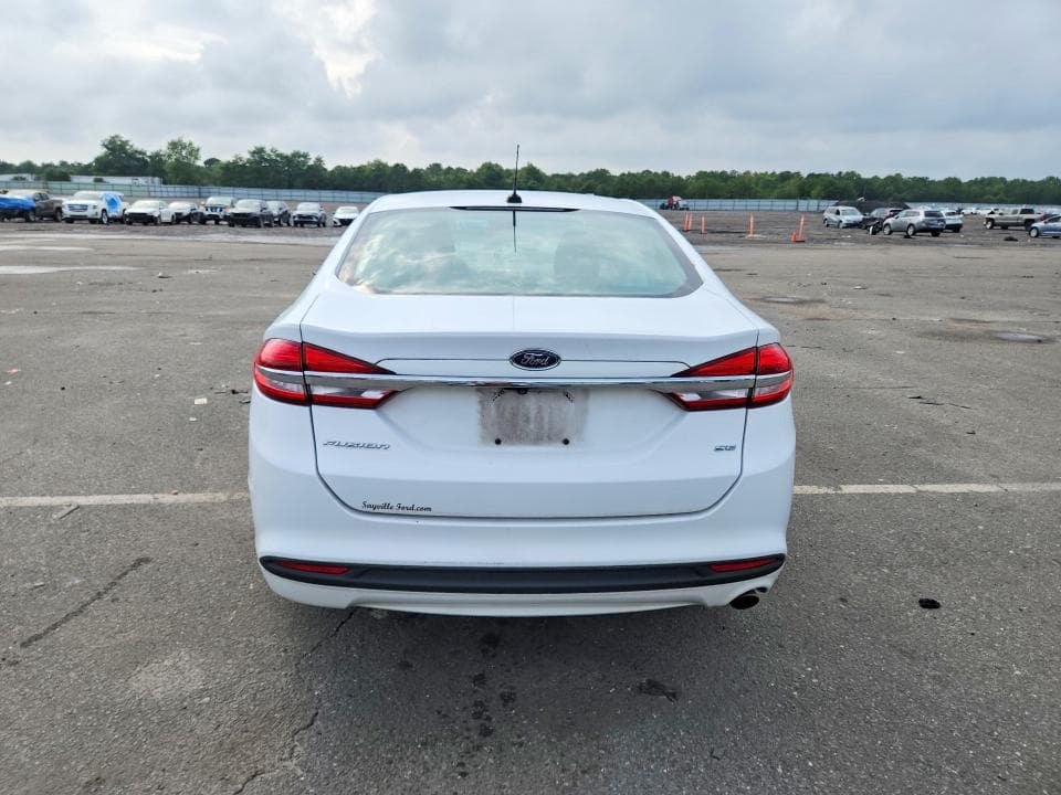 2017 FORD FUSION SE 6