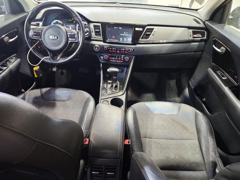 2017 KIA NIRO EX 8
