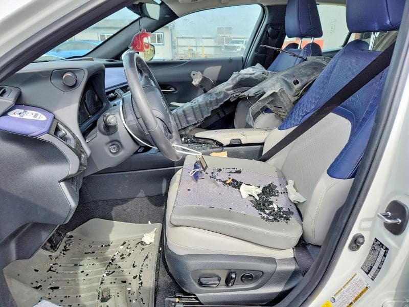 2021 LEXUS UX 250H 7