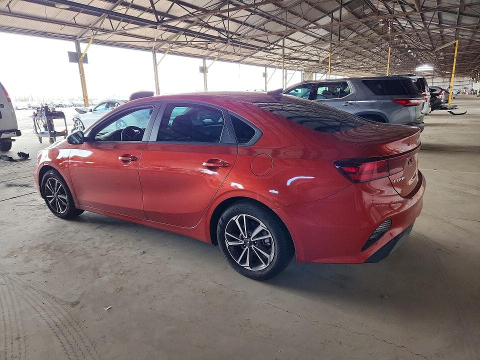 2023 KIA FORTE LXS 2