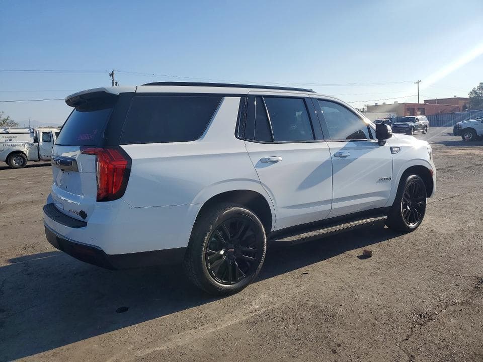 2021 GMC YUKON AT4 3