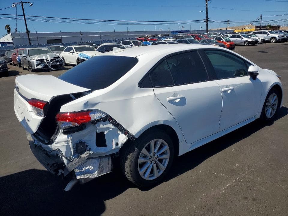 2025 TOYOTA COROLLA LE 3