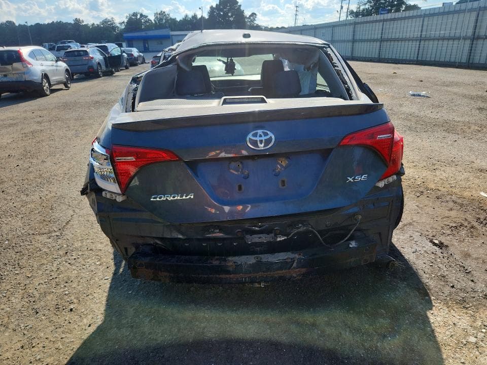 2018 TOYOTA COROLLA XSE 6