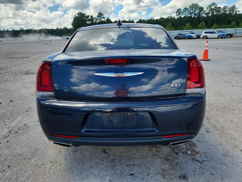 2019 CHRYSLER 300 S 6