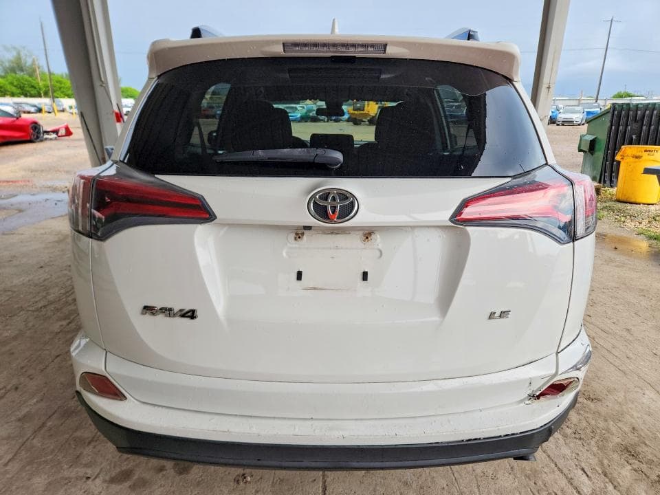 2017 TOYOTA RAV4 LE 6