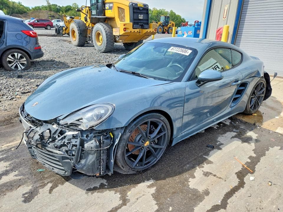 2017 PORSCHE CAYMAN - 1