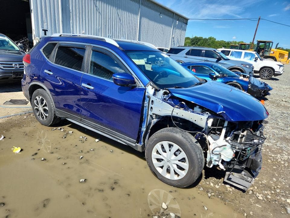2017 NISSAN ROGUE S 4