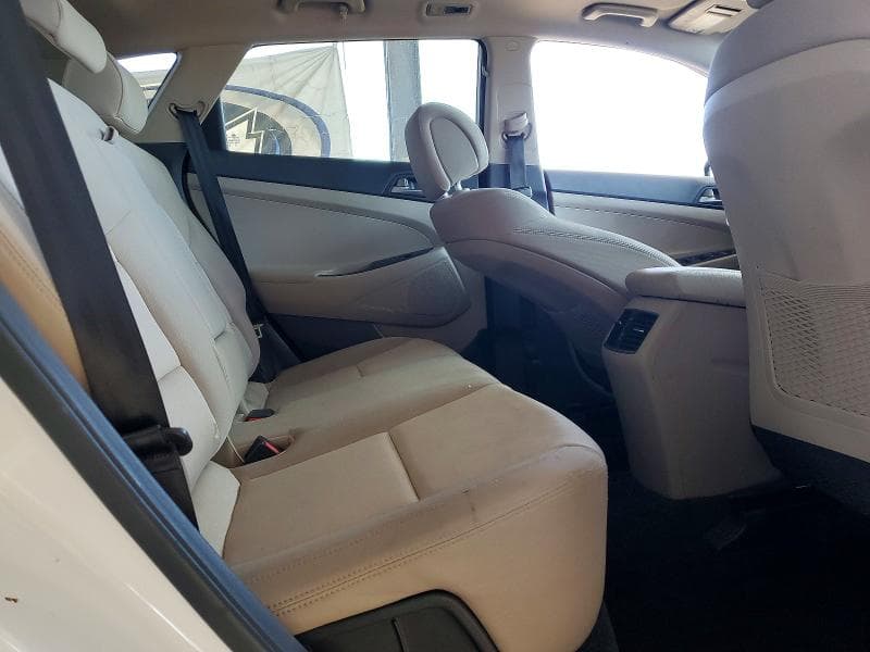 2018 HYUNDAI TUCSON VALUE 10