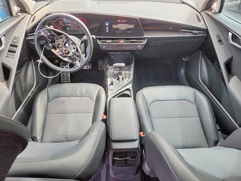 2023 KIA NIRO EX 8