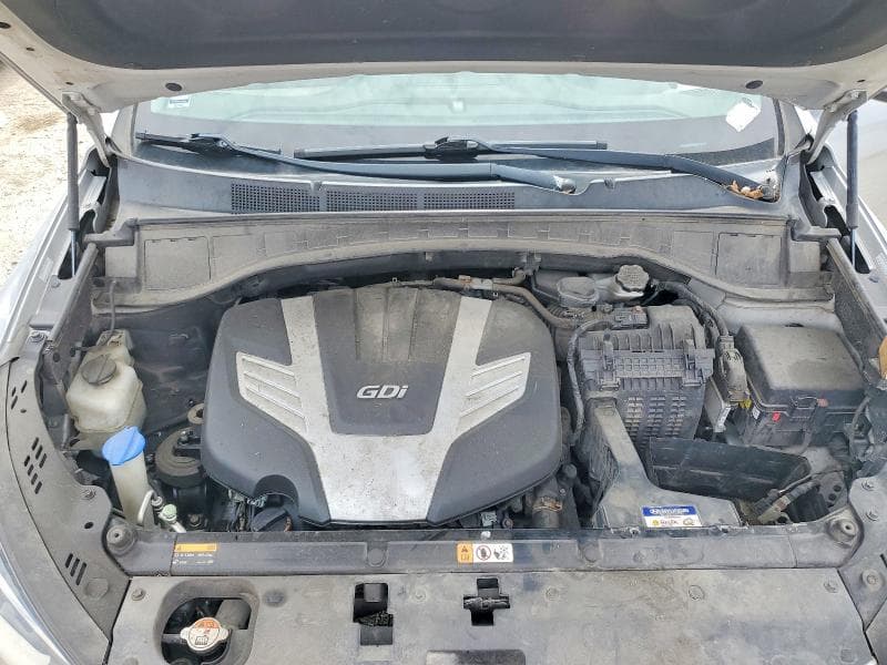 2017 HYUNDAI SANTA FE SE 12