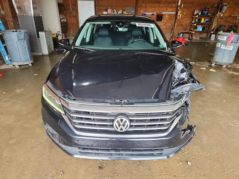 2020 VOLKSWAGEN PASSAT SE 5