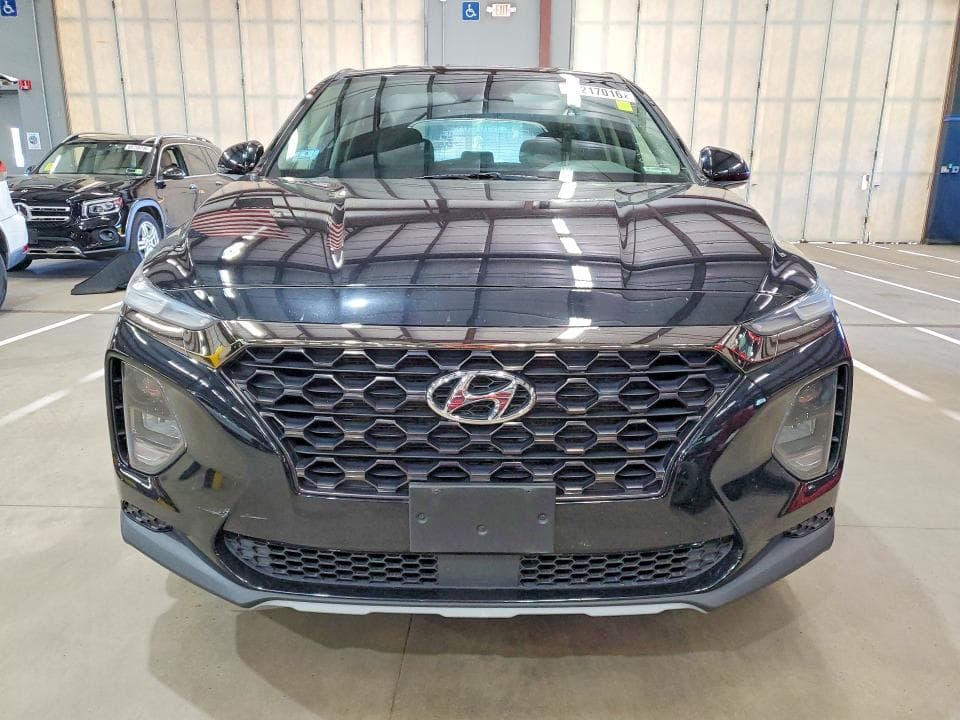 2019 HYUNDAI SANTA FE SE 5