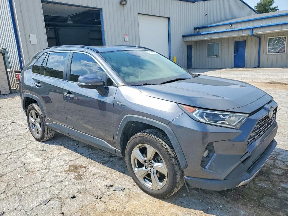 2019 TOYOTA RAV4 LIMITED 4