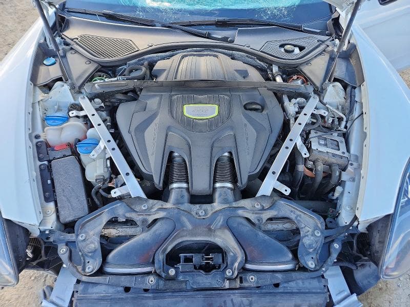 2019 PORSCHE PANAMERA 4 E-HYBRID 11
