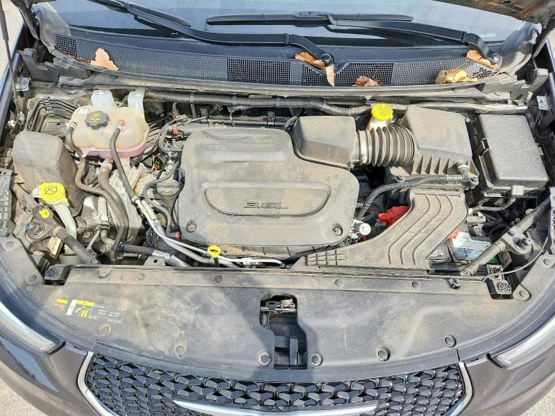 2023 CHRYSLER PACIFICA TOURING L 12