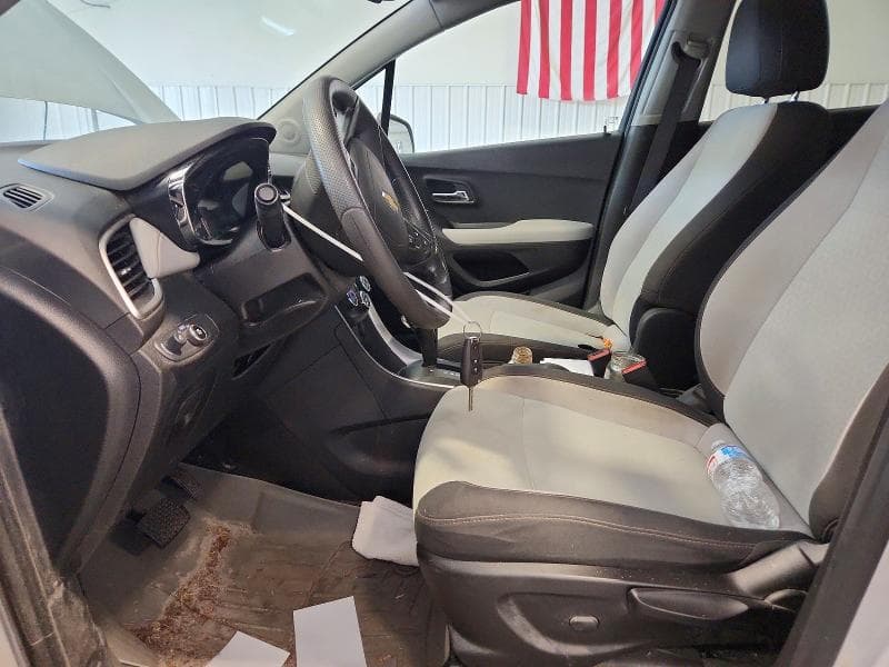 2020 CHEVROLET TRAX LS 7