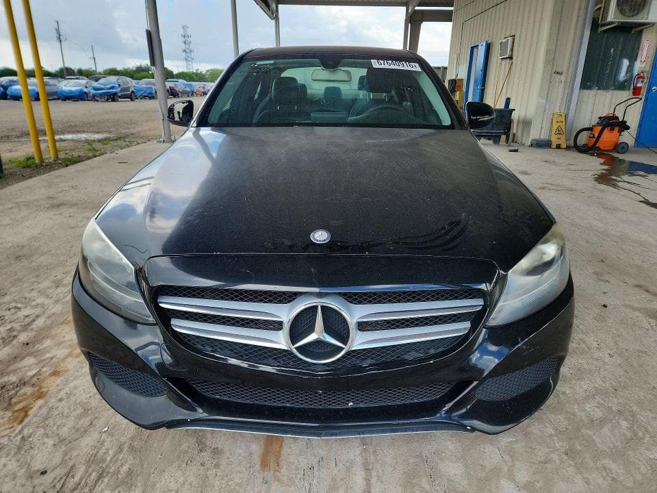 2017 MERCEDES-BENZ C 300 5