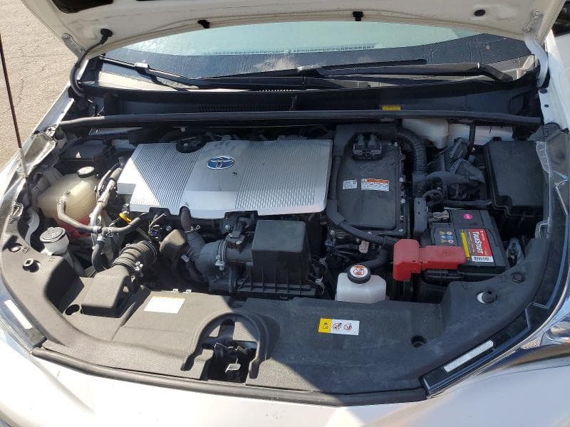 2017 TOYOTA PRIUS FOUR 11