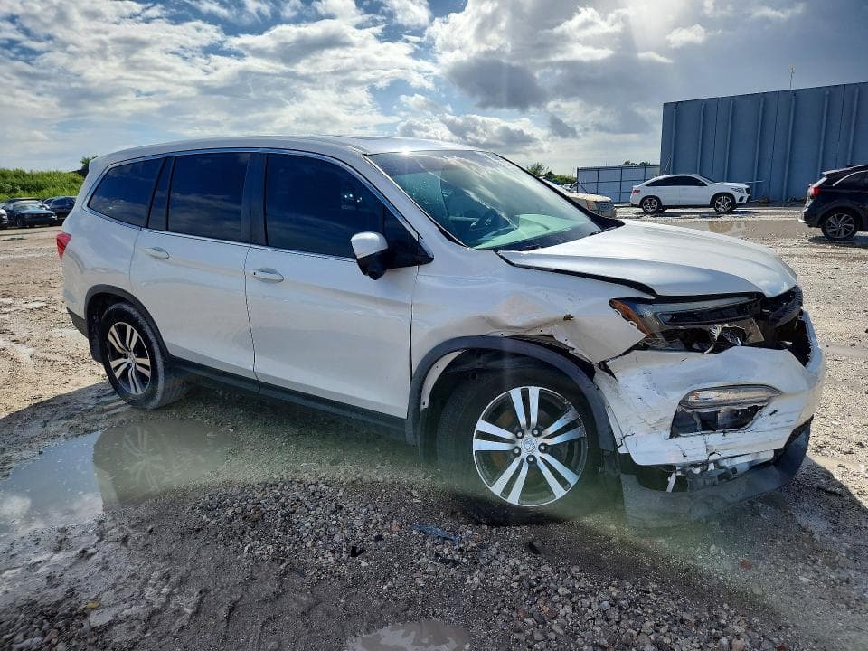 2017 HONDA PILOT EXL 4