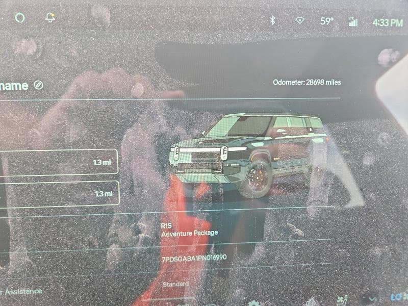 2023 RIVIAN R1S ADVENTURE 9