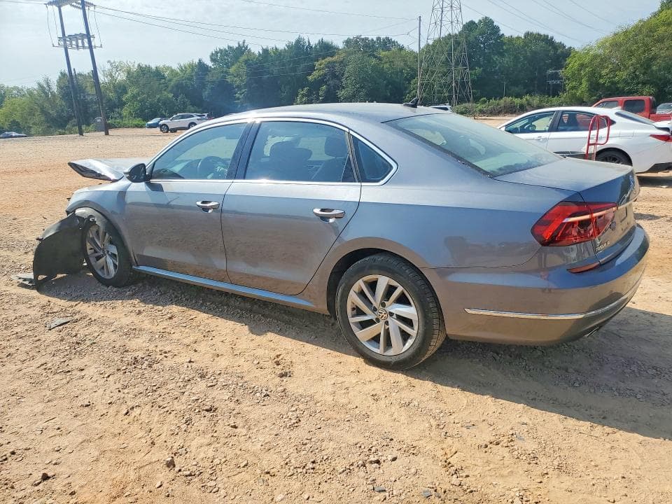 2018 VOLKSWAGEN PASSAT SE 2