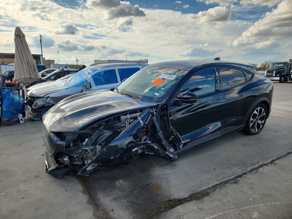2024 FORD MUSTANG MACH-E SELECT