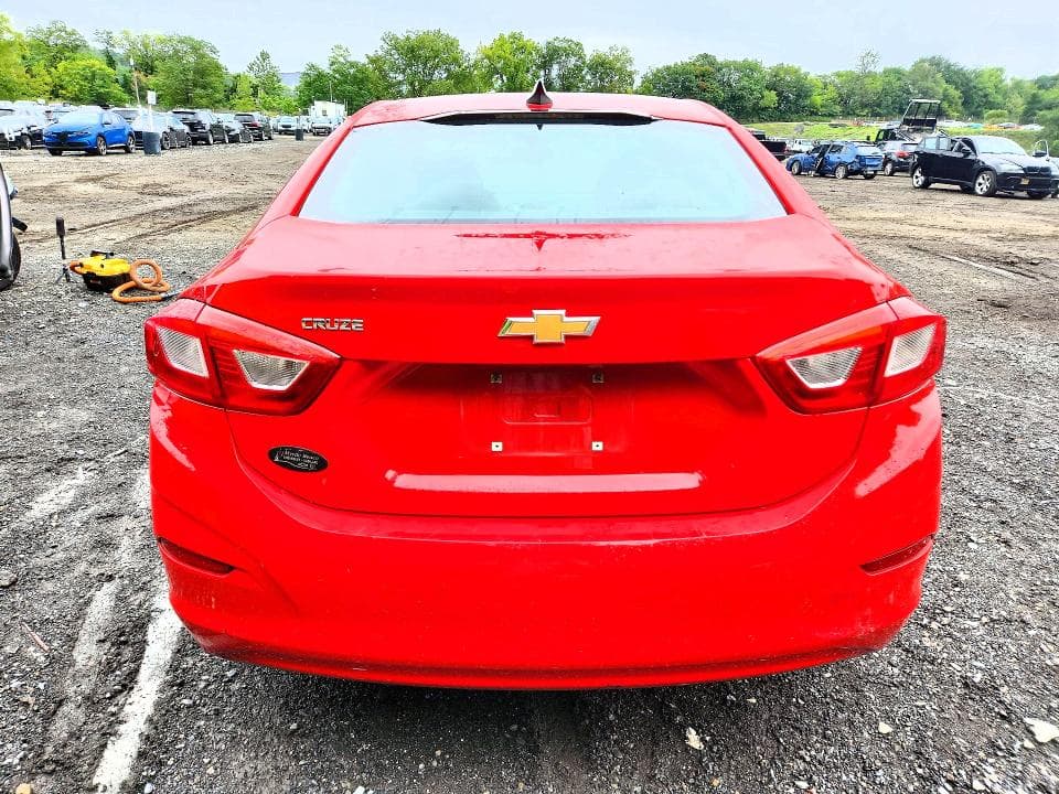 2017 CHEVROLET CRUZE LS 6