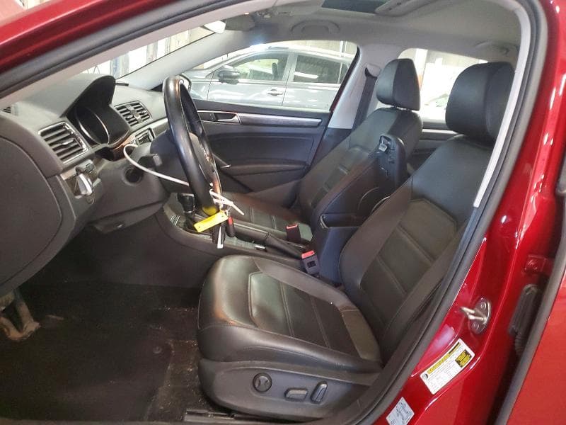 2018 VOLKSWAGEN PASSAT SE 7
