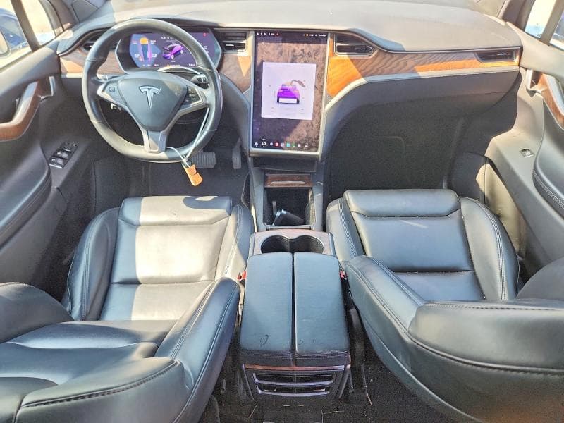 2020 TESLA MODEL X 8