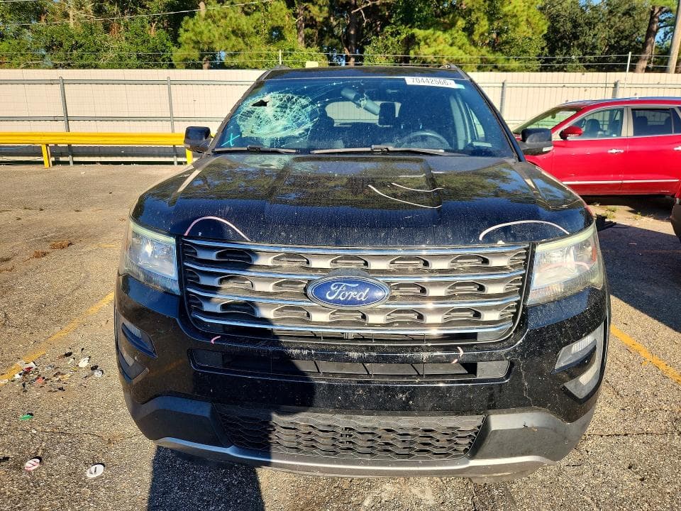 2017 FORD EXPLORER XLT 5